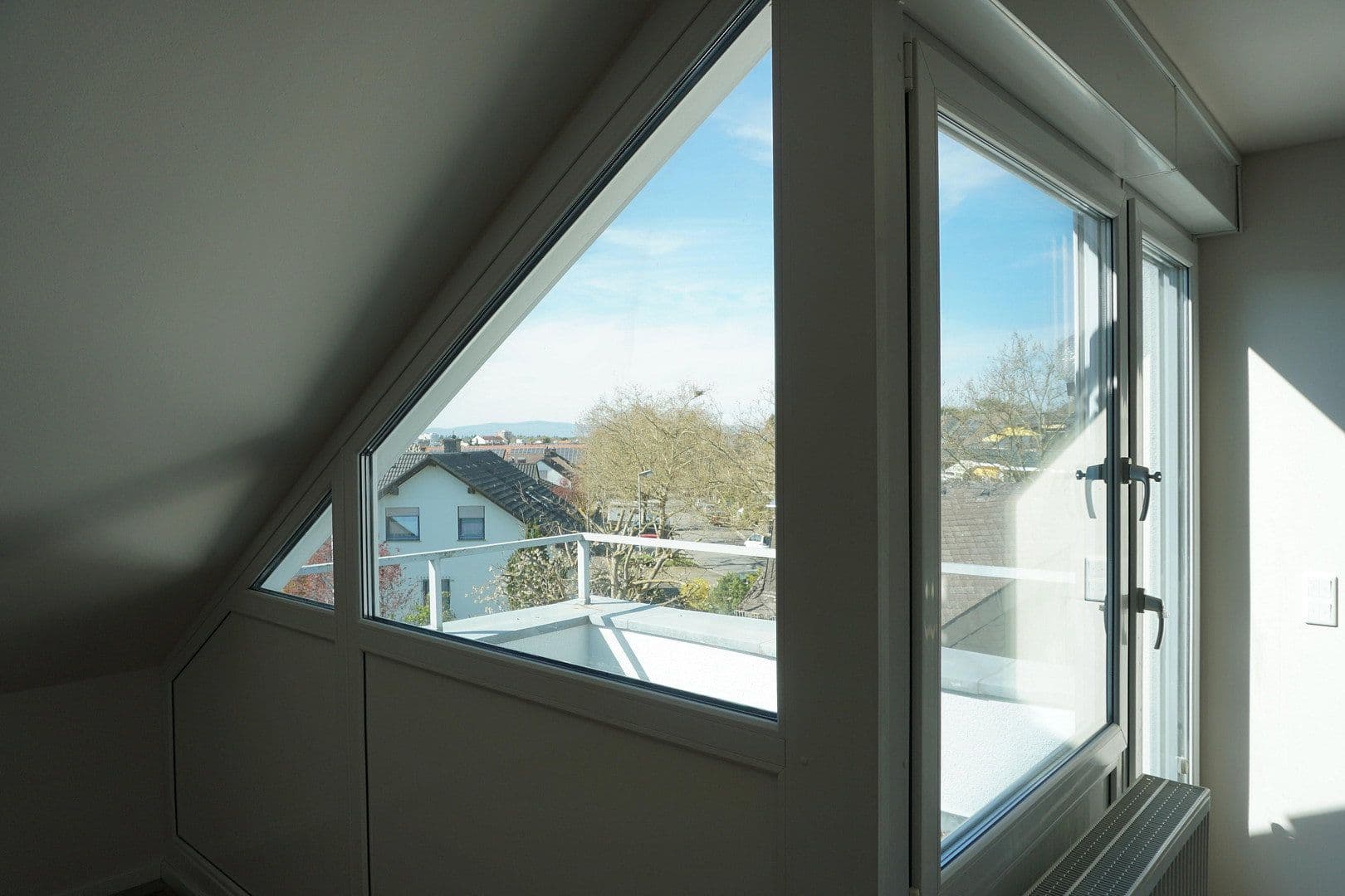 Pronájem bytu 1+1 48 m², Dreieich, Hessen Pronájem bytu 1+1 48 m², Dreieich, Hessen