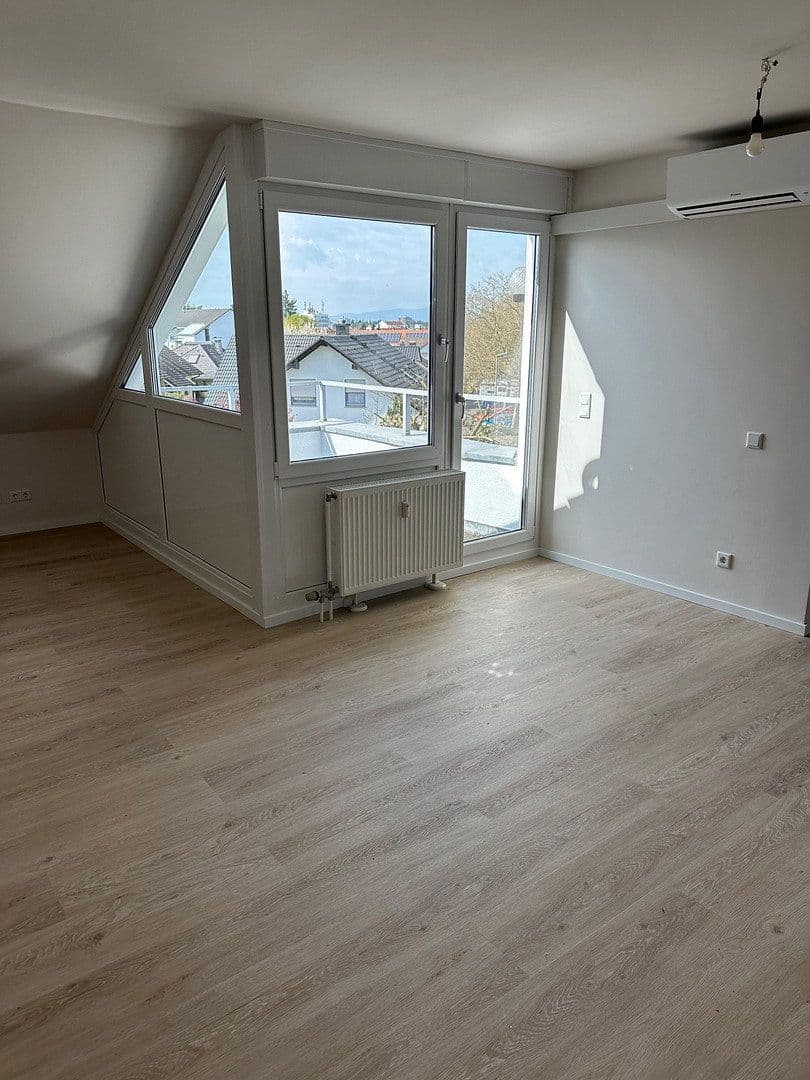 Pronájem bytu 1+1 48 m², Dreieich, Hessen Pronájem bytu 1+1 48 m², Dreieich, Hessen