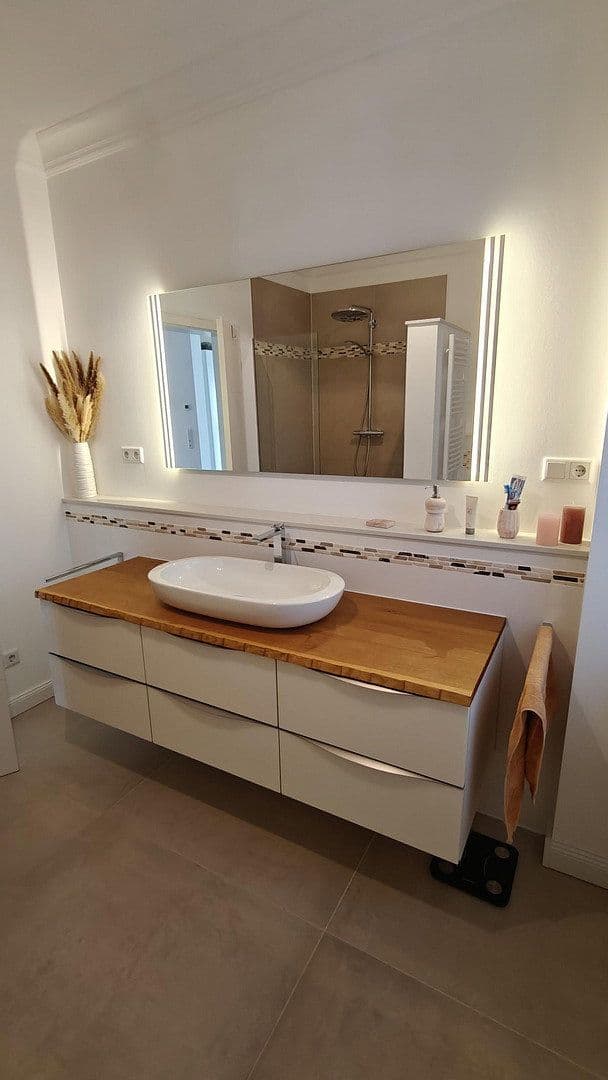 Prodej domu 227 m², pozemek 740 m², Bremen, Bremen Prodej domu 227 m², pozemek 740 m², Bremen, Bremen