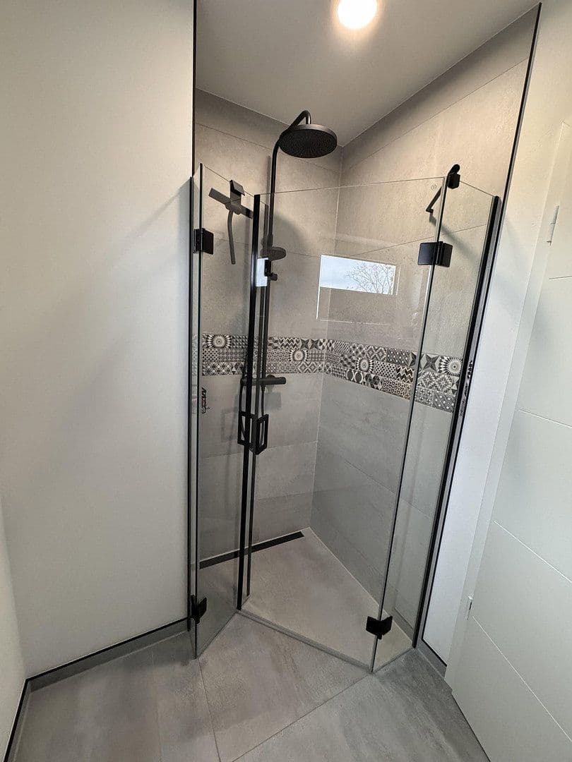 Prodej domu 178 m², pozemek 1.683 m², Mellenthin, Mecklenburg-Vorpommern Prodej domu 178 m², pozemek 1.683 m², Mellenthin, Mecklenburg-Vorpommern