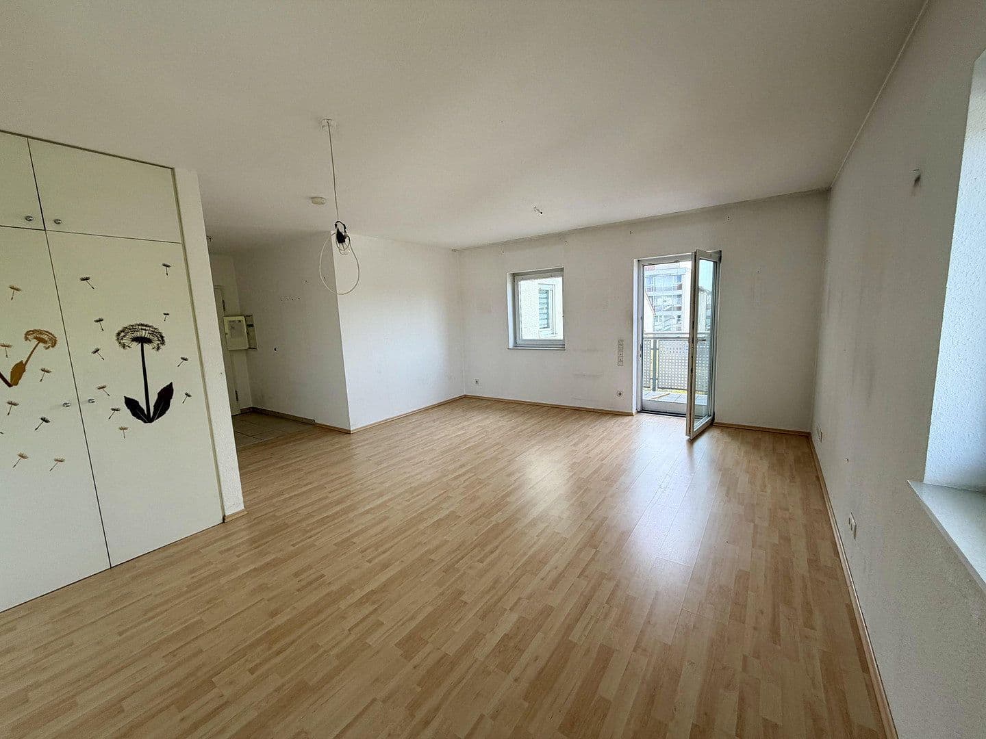 Pronájem bytu 2+1 58 m², Friedrich-Hartung-Str. 2, Riedstadt, Hessen Pronájem bytu 2+1 58 m², Friedrich-Hartung-Str. 2, Riedstadt, Hessen