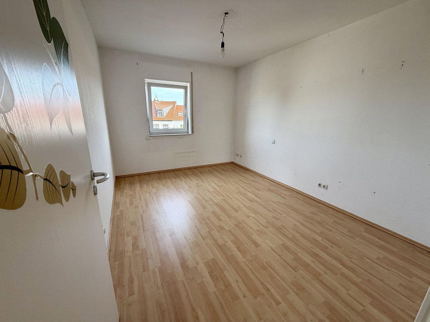 Pronájem bytu 2+1 58 m², Friedrich-Hartung-Str. 2, Riedstadt, Hessen Pronájem bytu 2+1 58 m², Friedrich-Hartung-Str. 2, Riedstadt, Hessen