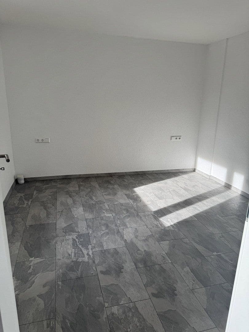 Pronájem bytu 3+1 75 m², Ittlingen, Bádensko-Württembersko Pronájem bytu 3+1 75 m², Ittlingen, Bádensko-Württembersko