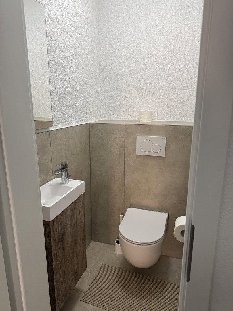 Pronájem bytu 3+1 75 m², Ittlingen, Bádensko-Württembersko Pronájem bytu 3+1 75 m², Ittlingen, Bádensko-Württembersko