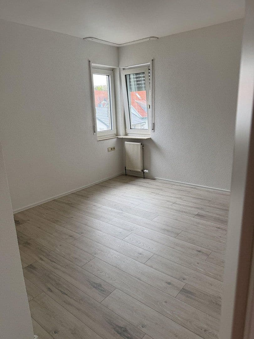 Pronájem bytu 3+1 84 m², Kirchardt, Bádensko-Württembersko Pronájem bytu 3+1 84 m², Kirchardt, Bádensko-Württembersko