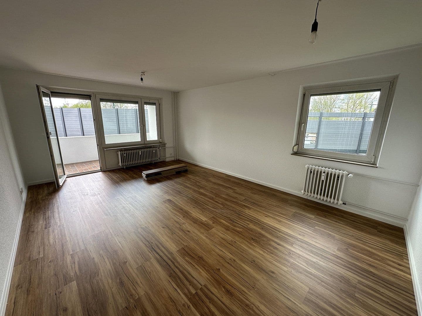 Pronájem bytu 3+1 80 m², Unterboihinger Straße 61, Oberboihingen, Bádensko-Württembersko Pronájem bytu 3+1 80 m², Unterboihinger Straße 61, Oberboihingen, Bádensko-Württembersko