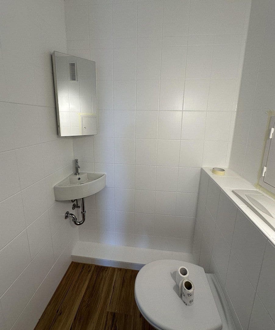 Pronájem bytu 3+1 80 m², Unterboihinger Straße 61, Oberboihingen, Bádensko-Württembersko Pronájem bytu 3+1 80 m², Unterboihinger Straße 61, Oberboihingen, Bádensko-Württembersko