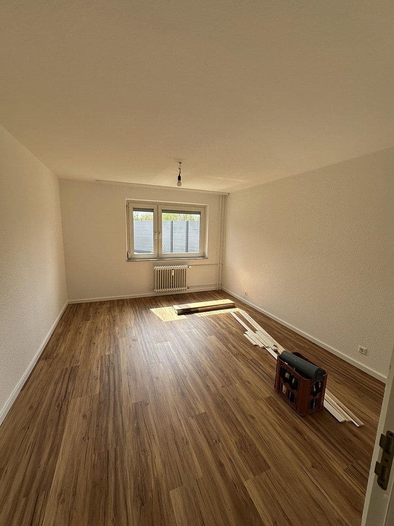 Pronájem bytu 3+1 80 m², Unterboihinger Straße 61, Oberboihingen, Bádensko-Württembersko Pronájem bytu 3+1 80 m², Unterboihinger Straße 61, Oberboihingen, Bádensko-Württembersko