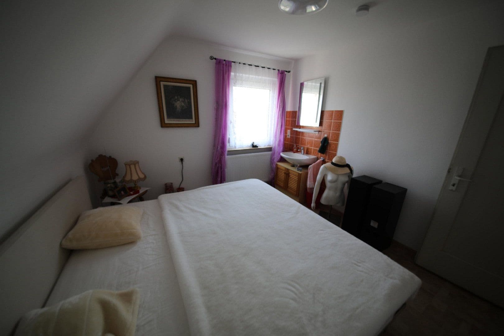 Prodej domu 200 m², pozemek 1.159 m², Ebersbach-Musbach, Bádensko-Württembersko Prodej domu 200 m², pozemek 1.159 m², Ebersbach-Musbach, Bádensko-Württembersko
