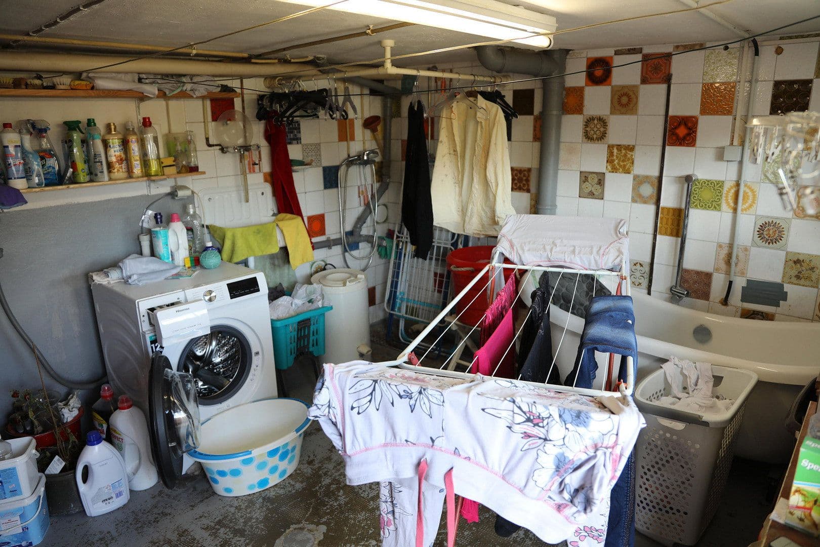 Prodej domu 200 m², pozemek 1.159 m², Ebersbach-Musbach, Bádensko-Württembersko Prodej domu 200 m², pozemek 1.159 m², Ebersbach-Musbach, Bádensko-Württembersko