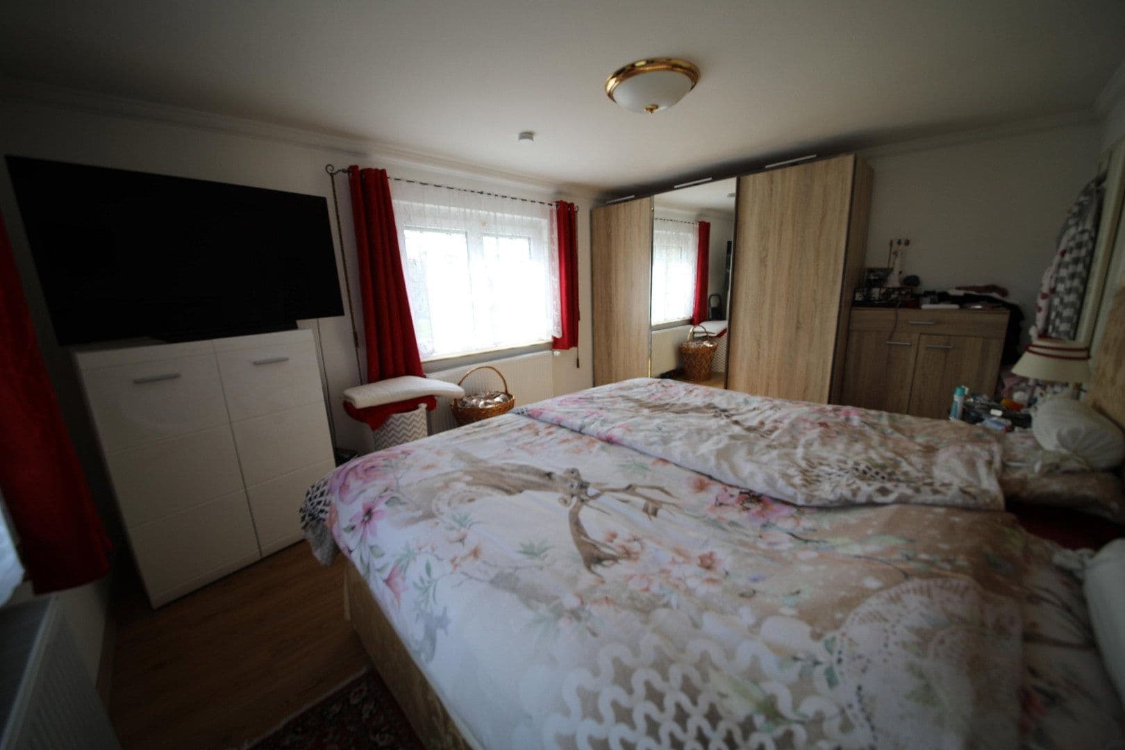 Prodej domu 200 m², pozemek 1.159 m², Ebersbach-Musbach, Bádensko-Württembersko Prodej domu 200 m², pozemek 1.159 m², Ebersbach-Musbach, Bádensko-Württembersko