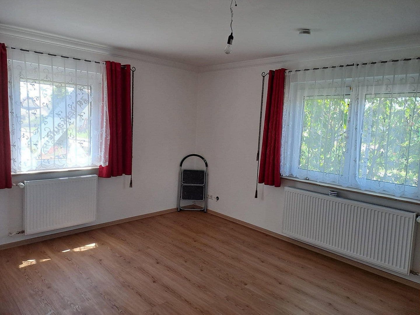 Prodej domu 200 m², pozemek 1.159 m², Ebersbach-Musbach, Bádensko-Württembersko Prodej domu 200 m², pozemek 1.159 m², Ebersbach-Musbach, Bádensko-Württembersko