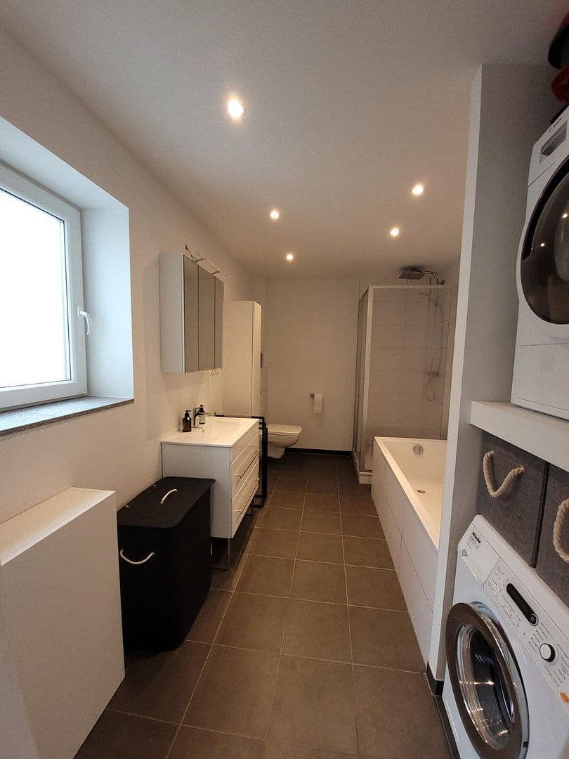 Pronájem bytu 2+1 93 m², Wilhelm-Strauß-Straße 88, Mönchengladbach, Severní Porýní-Vestfálsko Pronájem bytu 2+1 93 m², Wilhelm-Strauß-Straße 88, Mönchengladbach, Severní Porýní-Vestfálsko