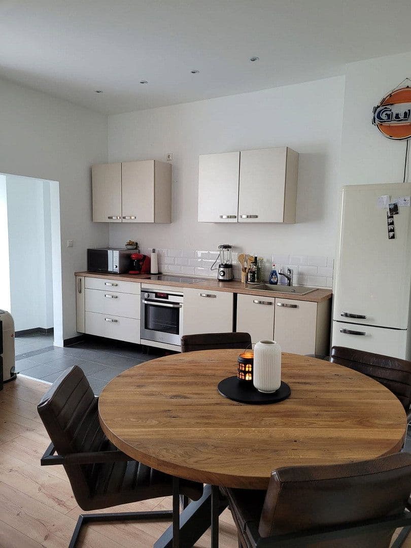 Pronájem bytu 2+1 93 m², Wilhelm-Strauß-Straße 88, Mönchengladbach, Severní Porýní-Vestfálsko Pronájem bytu 2+1 93 m², Wilhelm-Strauß-Straße 88, Mönchengladbach, Severní Porýní-Vestfálsko