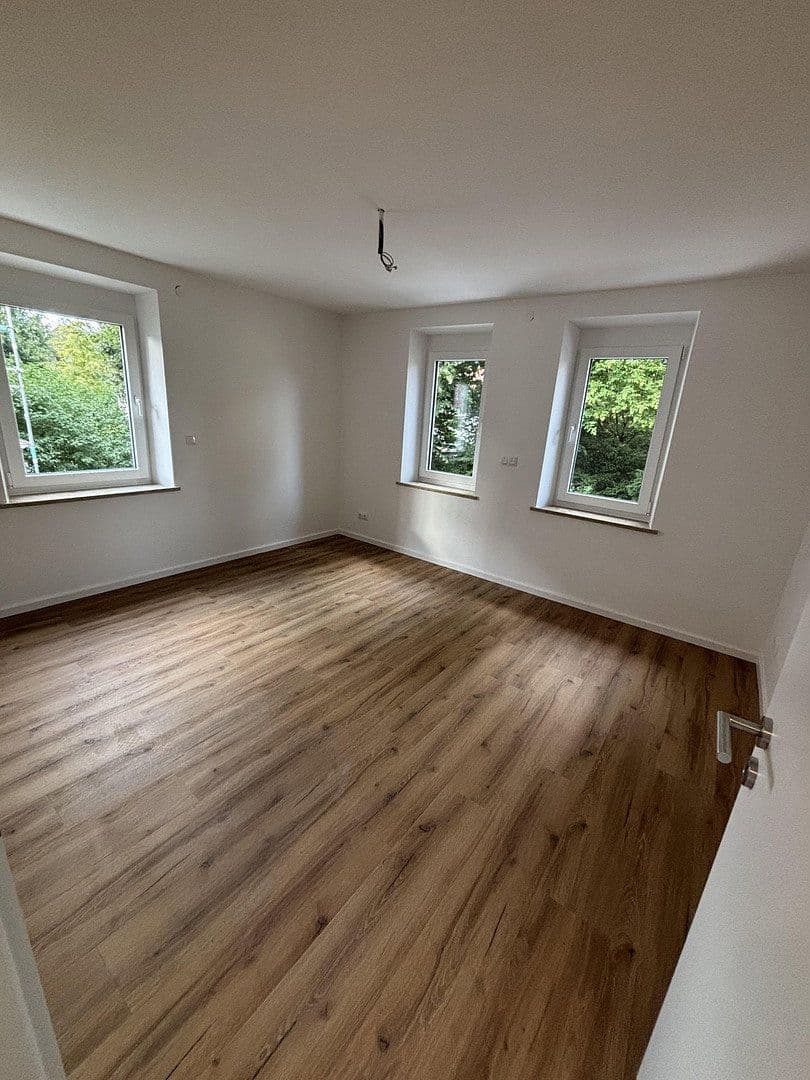 Pronájem bytu 3+1 63 m², Miltenbergstraße 18, Augsburg, Bavorsko Pronájem bytu 3+1 63 m², Miltenbergstraße 18, Augsburg, Bavorsko
