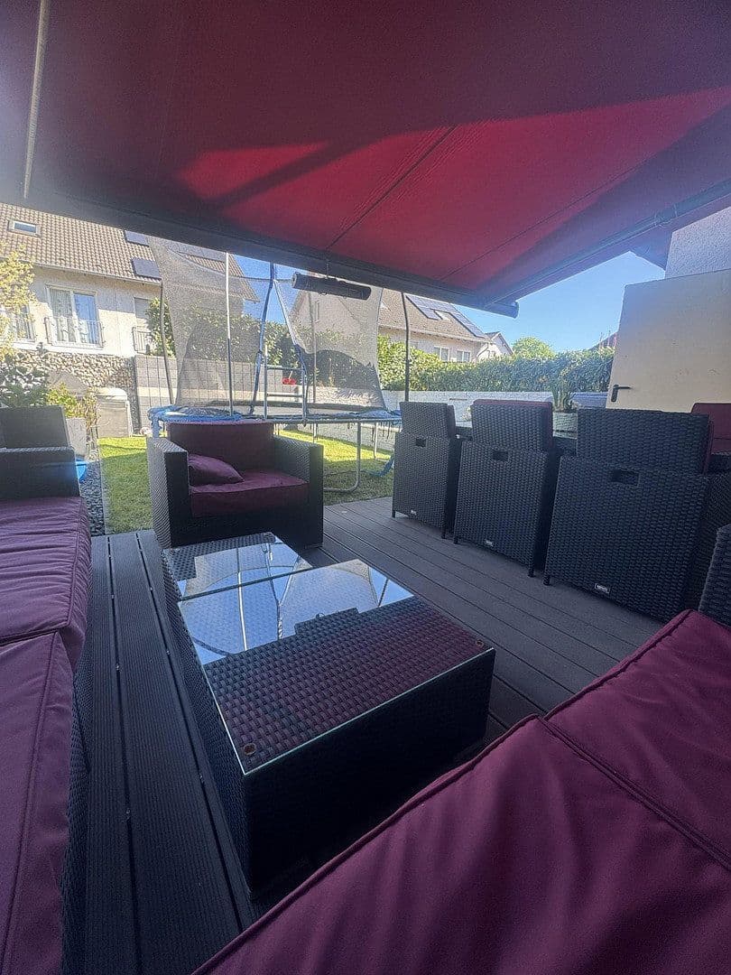 Prodej domu 145 m², pozemek 291 m², Duisburg, Severní Porýní-Vestfálsko Prodej domu 145 m², pozemek 291 m², Duisburg, Severní Porýní-Vestfálsko