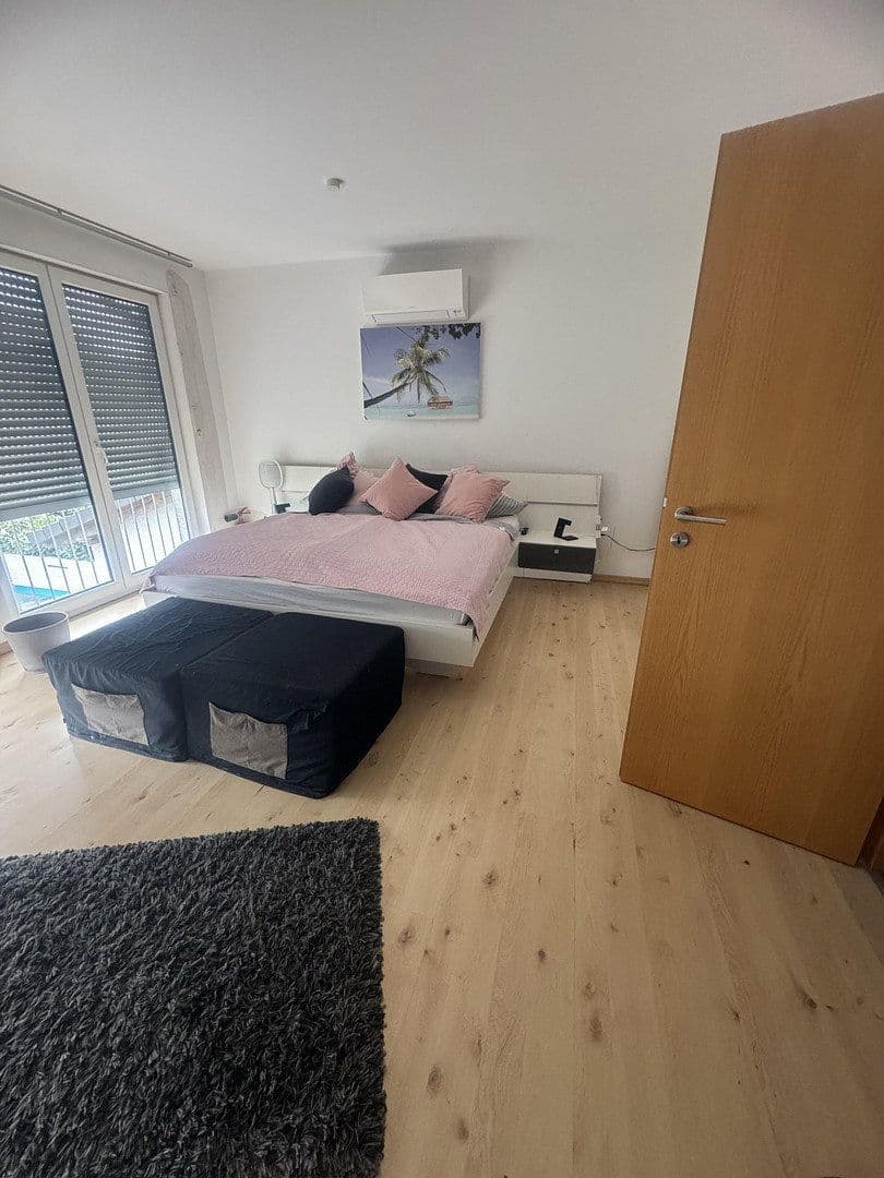Prodej domu 145 m², pozemek 291 m², Duisburg, Severní Porýní-Vestfálsko Prodej domu 145 m², pozemek 291 m², Duisburg, Severní Porýní-Vestfálsko