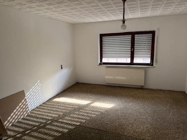 Prodej domu 125 m², pozemek 650 m², Sommerbergstraße 5, Sondheim vor der Rhön, Bavorsko Prodej domu 125 m², pozemek 650 m², Sommerbergstraße 5, Sondheim vor der Rhön, Bavorsko