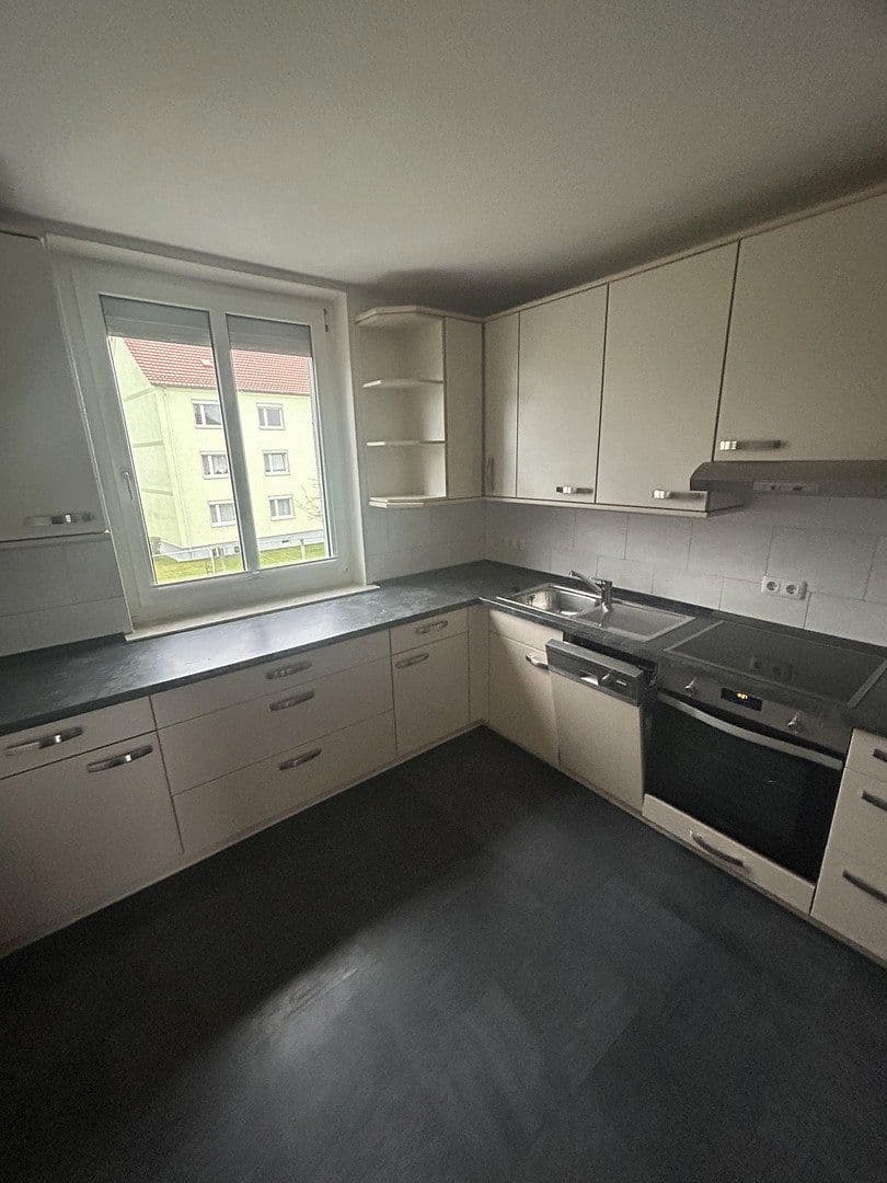 Pronájem bytu 3+1 65 m², Heinrich-Heine-Str. 2 a, Geithain, Sasko Pronájem bytu 3+1 65 m², Heinrich-Heine-Str. 2 a, Geithain, Sasko