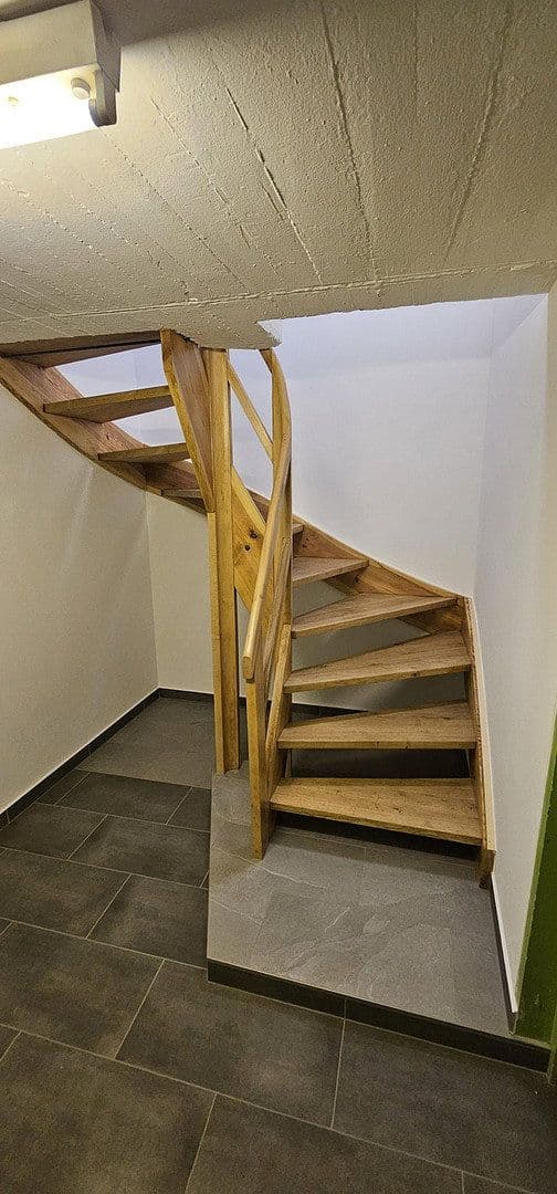 Pronájem domu 85 m², pozemek 254 m², Wiesbaden, Hessen Pronájem domu 85 m², pozemek 254 m², Wiesbaden, Hessen