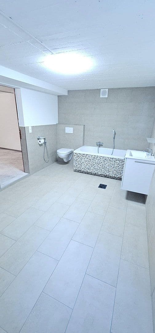 Pronájem domu 85 m², pozemek 254 m², Wiesbaden, Hessen Pronájem domu 85 m², pozemek 254 m², Wiesbaden, Hessen