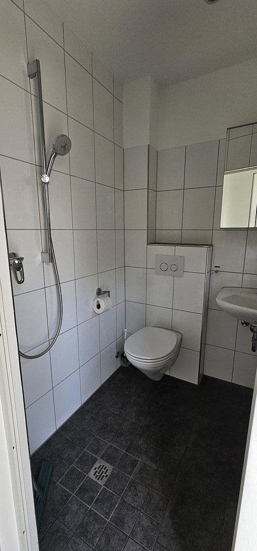 Pronájem domu 85 m², pozemek 254 m², Wiesbaden, Hessen Pronájem domu 85 m², pozemek 254 m², Wiesbaden, Hessen