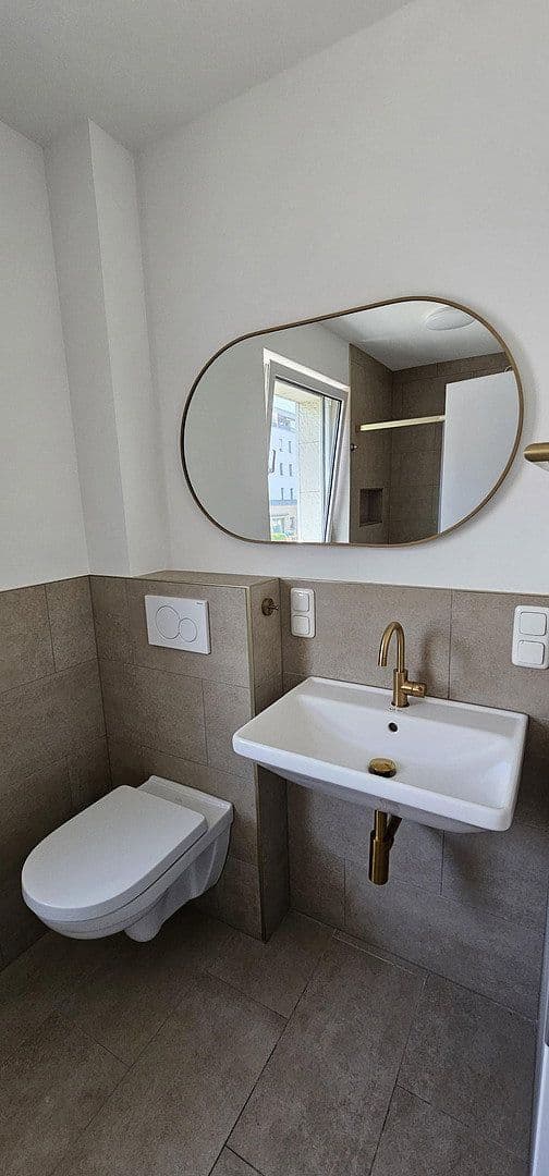 Pronájem domu 85 m², pozemek 254 m², Wiesbaden, Hessen Pronájem domu 85 m², pozemek 254 m², Wiesbaden, Hessen