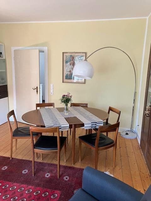 Prodej domu 196 m², pozemek 747 m², Fritz-Henkel-Str. 18, Unkel, Porýní-Falc Prodej domu 196 m², pozemek 747 m², Fritz-Henkel-Str. 18, Unkel, Porýní-Falc