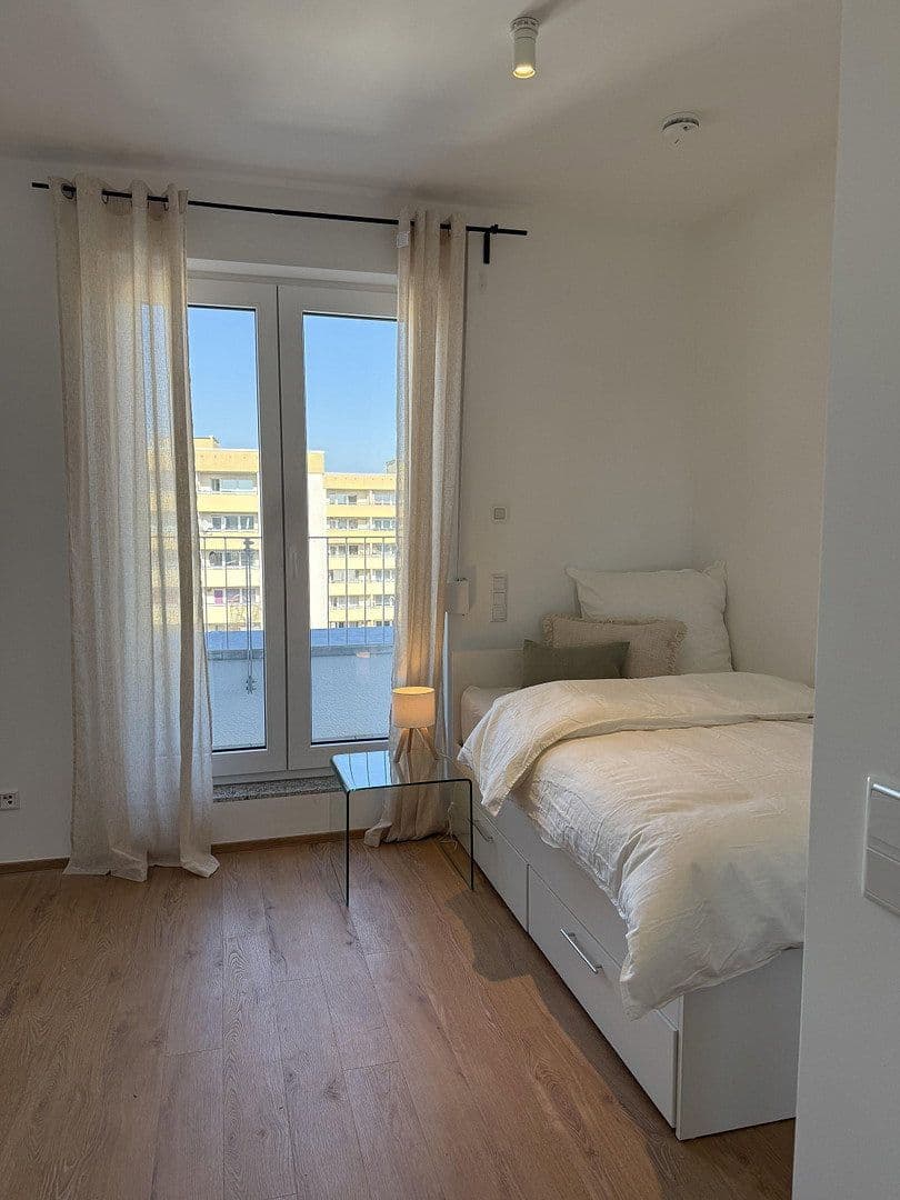 Pronájem bytu 2+1 50 m², Berlin, Berlín Pronájem bytu 2+1 50 m², Berlin, Berlín