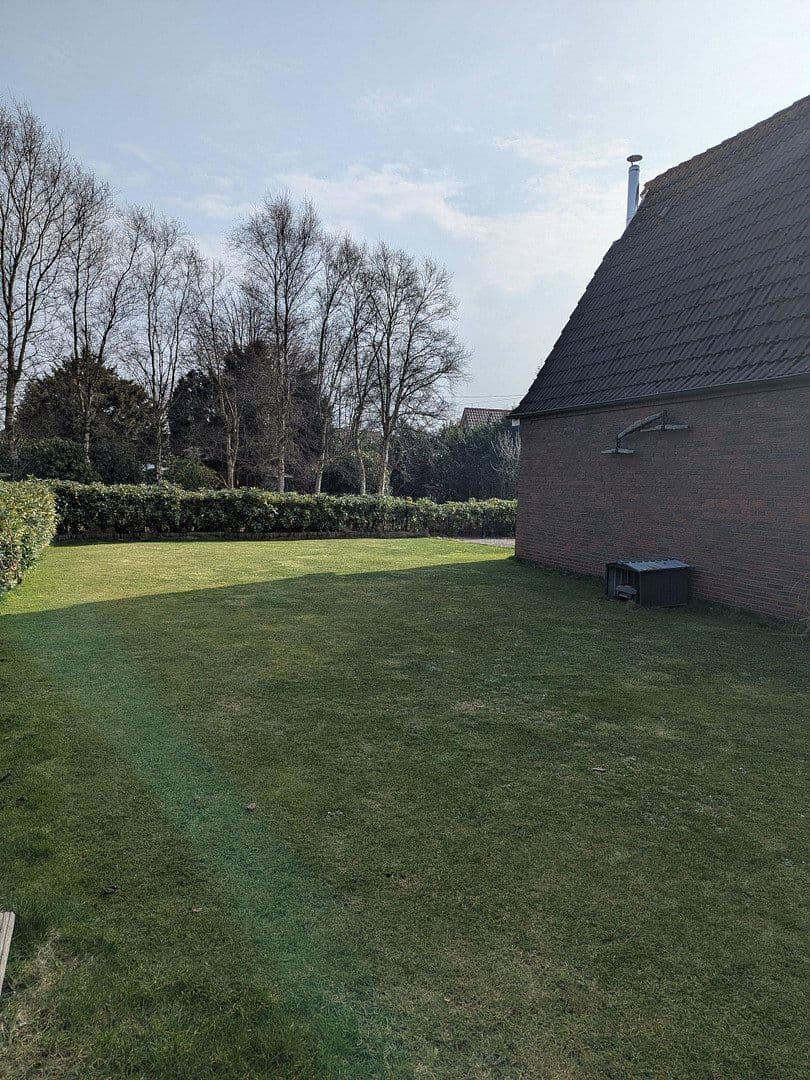 Prodej domu 238 m², pozemek 900 m², Südbrookmerland, Dolní Sasko Prodej domu 238 m², pozemek 900 m², Südbrookmerland, Dolní Sasko