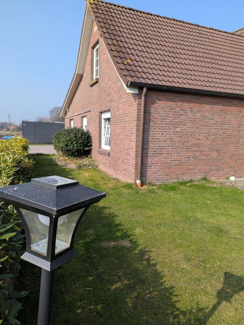 Prodej domu 238 m², pozemek 900 m², Südbrookmerland, Dolní Sasko Prodej domu 238 m², pozemek 900 m², Südbrookmerland, Dolní Sasko