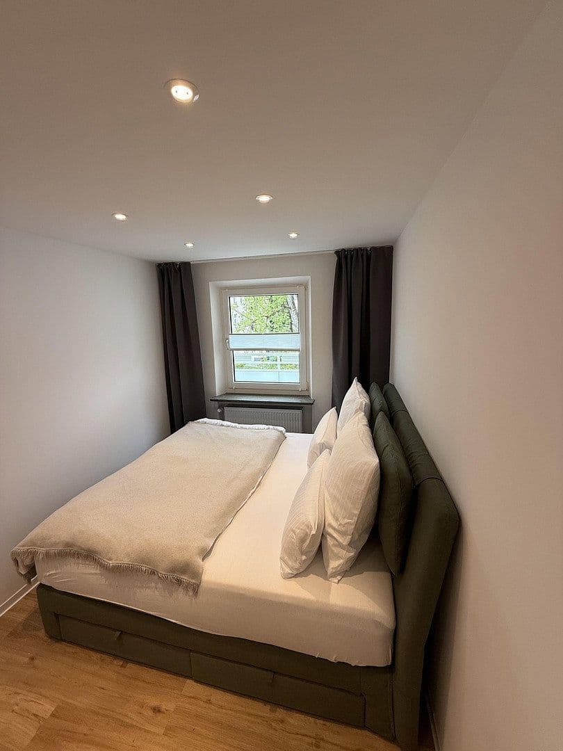 Pronájem bytu 2+1 48 m², Fäustlestraße 2, München, Bavorsko Pronájem bytu 2+1 48 m², Fäustlestraße 2, München, Bavorsko