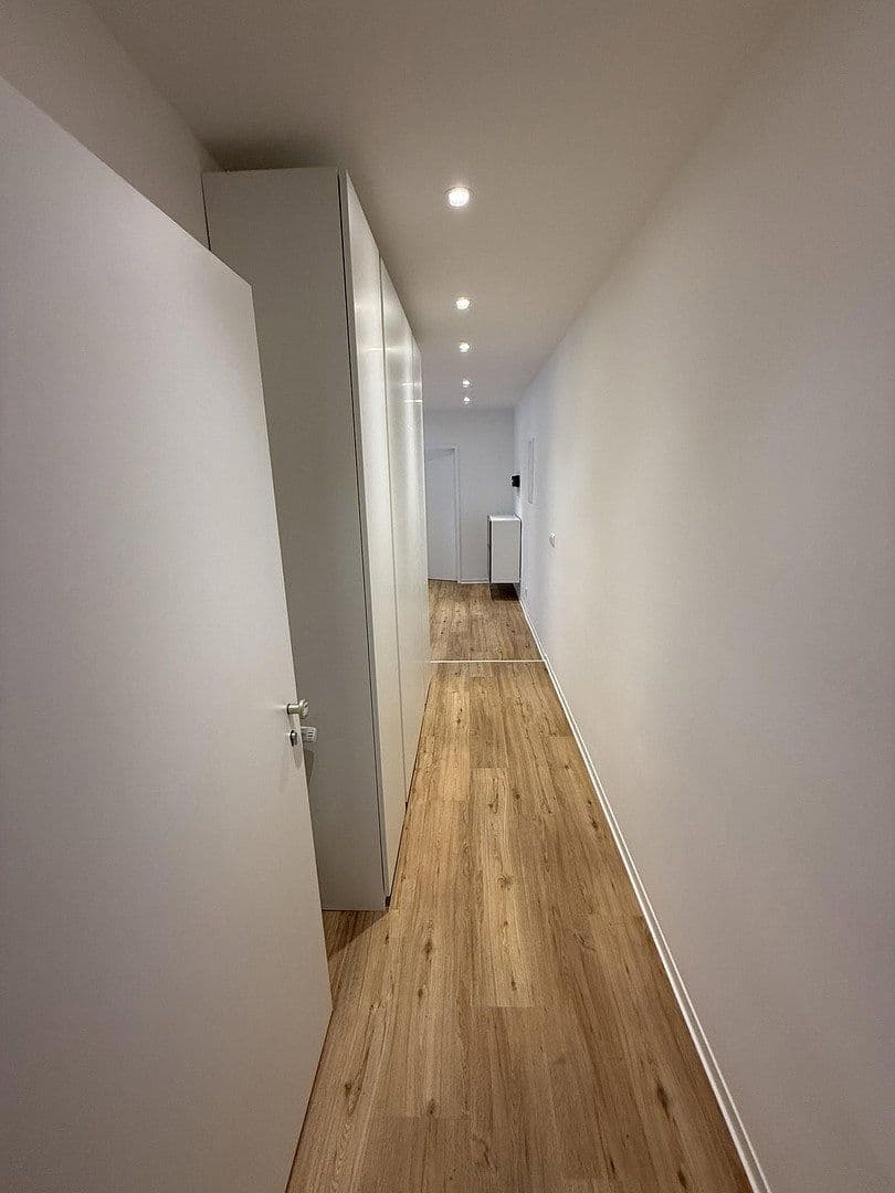 Pronájem bytu 2+1 48 m², Fäustlestraße 2, München, Bavorsko Pronájem bytu 2+1 48 m², Fäustlestraße 2, München, Bavorsko