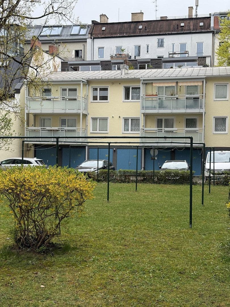 Pronájem bytu 2+1 48 m², Fäustlestraße 2, München, Bavorsko Pronájem bytu 2+1 48 m², Fäustlestraße 2, München, Bavorsko