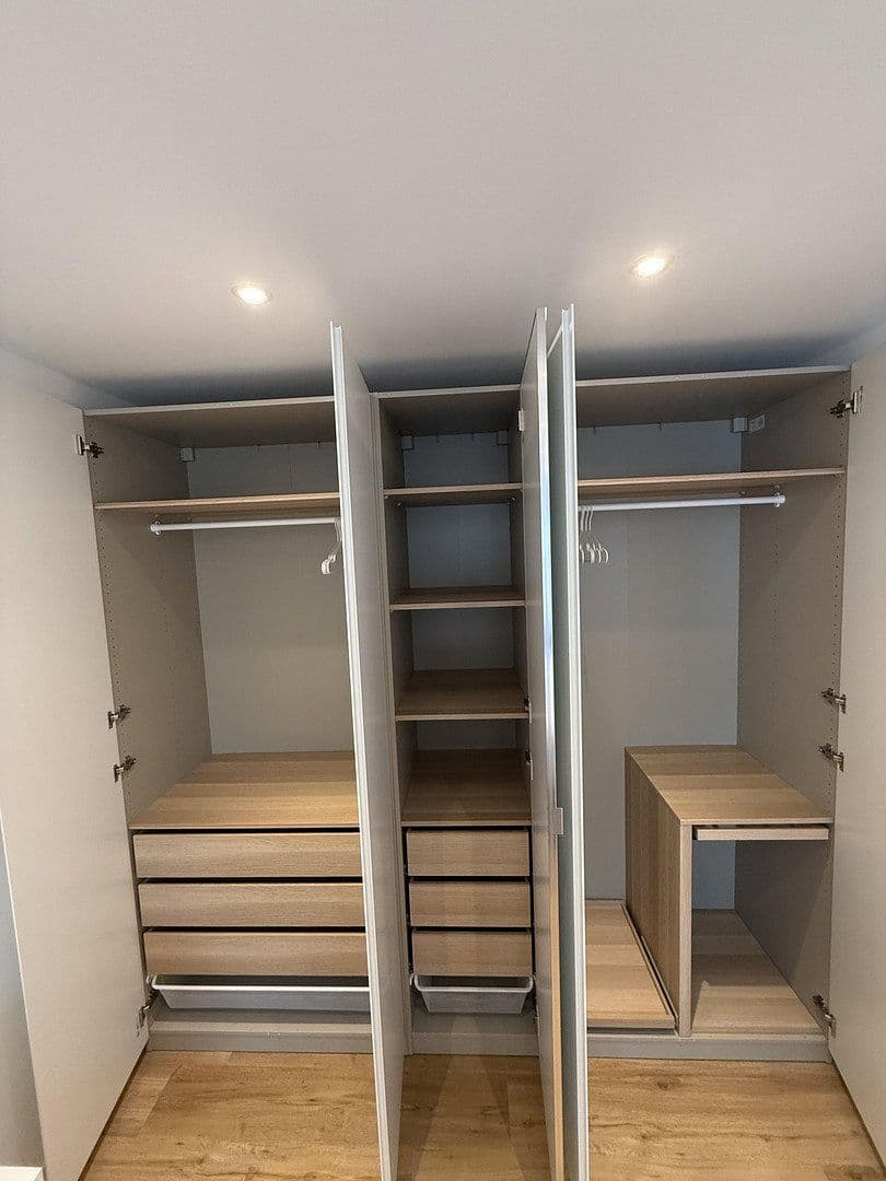 Pronájem bytu 2+1 48 m², Fäustlestraße 2, München, Bavorsko Pronájem bytu 2+1 48 m², Fäustlestraße 2, München, Bavorsko