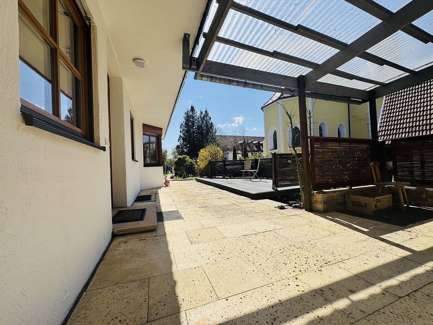 Pronájem domu 250 m², pozemek 908 m², Münsing, Bavorsko Pronájem domu 250 m², pozemek 908 m², Münsing, Bavorsko