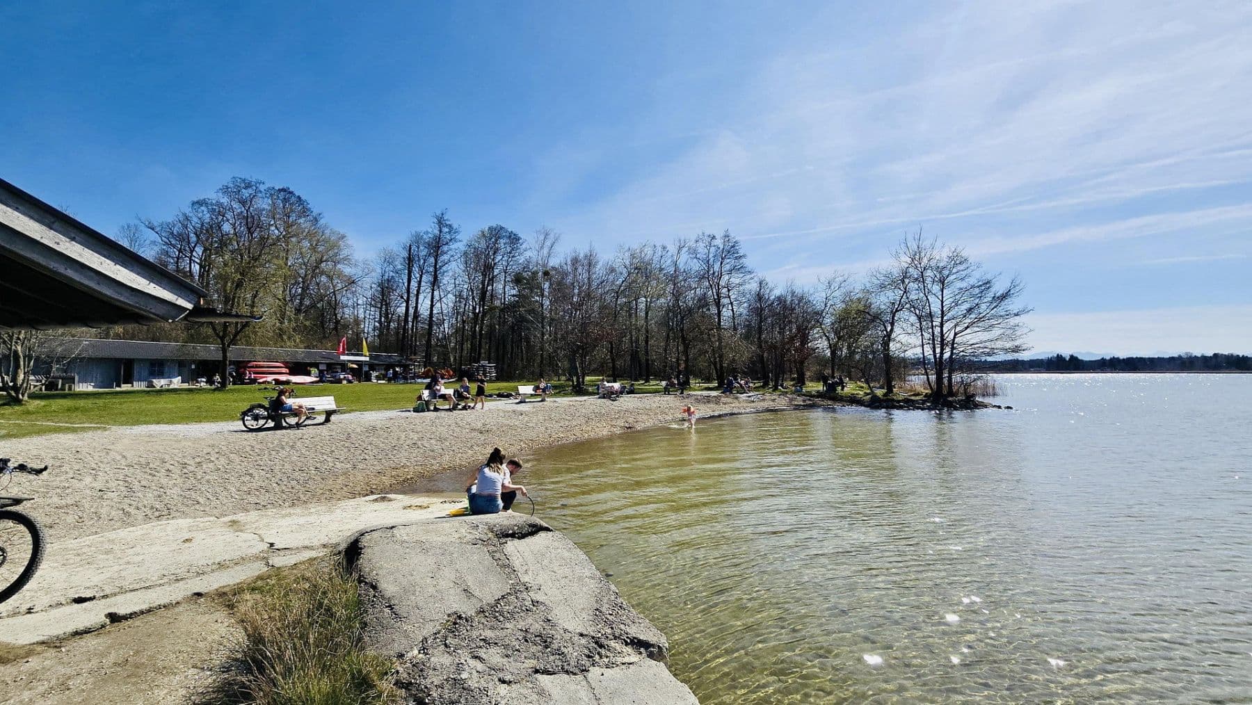 Pronájem domu 250 m², pozemek 908 m², Münsing, Bavorsko Pronájem domu 250 m², pozemek 908 m², Münsing, Bavorsko