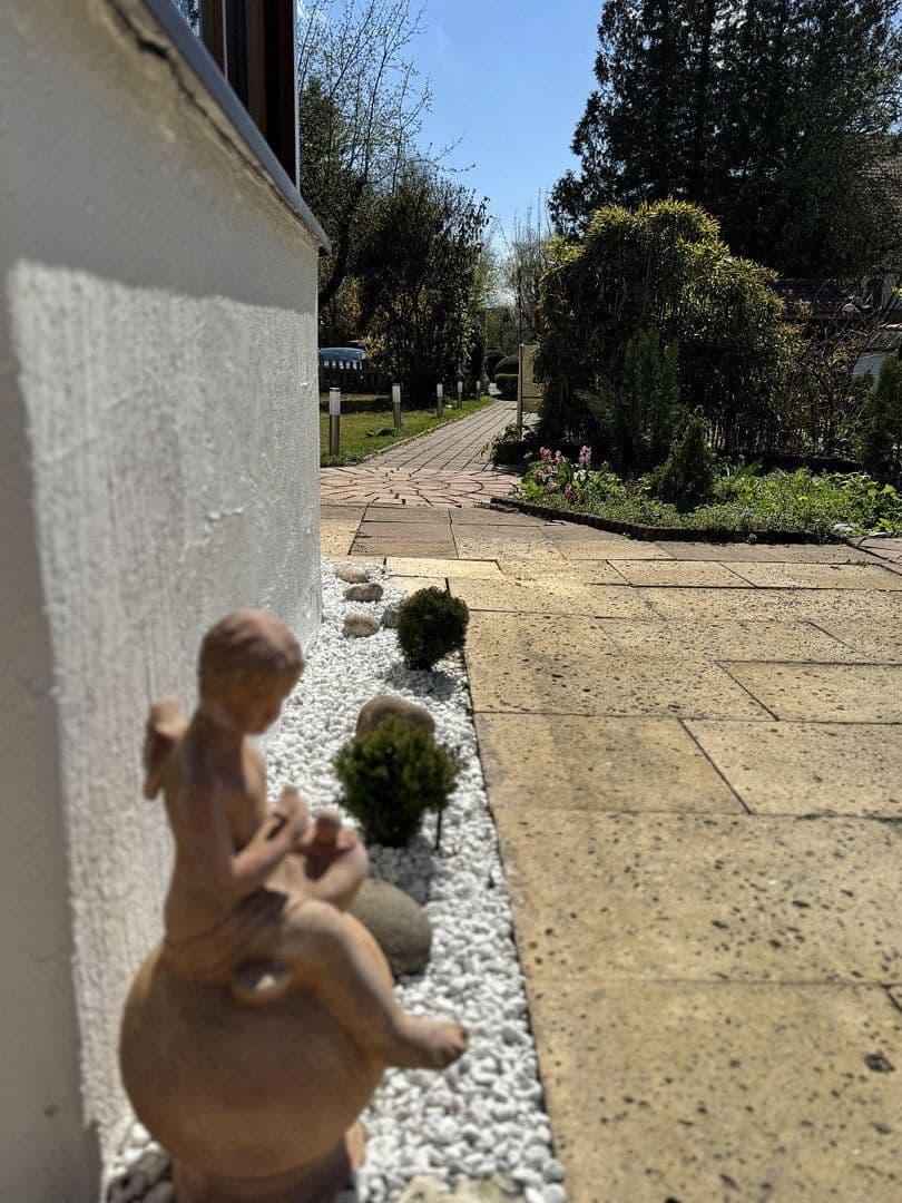 Pronájem domu 250 m², pozemek 908 m², Münsing, Bavorsko Pronájem domu 250 m², pozemek 908 m², Münsing, Bavorsko