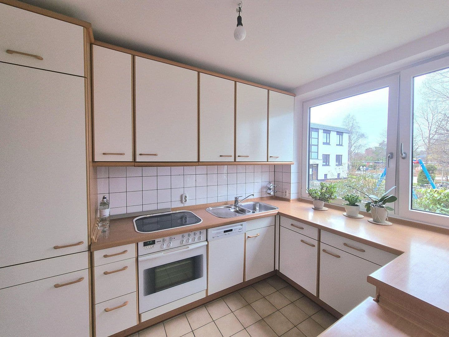 Prodej bytu 3+1 73 m², Teutonenweg / Ecke Rahweg, Hamburg, Hamburg Prodej bytu 3+1 73 m², Teutonenweg / Ecke Rahweg, Hamburg, Hamburg