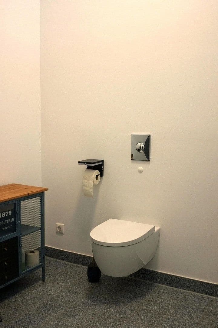 Pronájem bytu 2+1 82 m², Erich-Böhmke-Str. 28, Greifswald, Mecklenburg-Vorpommern Pronájem bytu 2+1 82 m², Erich-Böhmke-Str. 28, Greifswald, Mecklenburg-Vorpommern