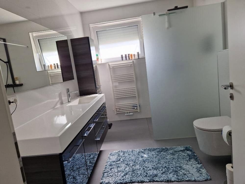 Pronájem domu 140 m², pozemek 150 m², Sängertshöhe, Nümbrecht, Severní Porýní-Vestfálsko Pronájem domu 140 m², pozemek 150 m², Sängertshöhe, Nümbrecht, Severní Porýní-Vestfálsko