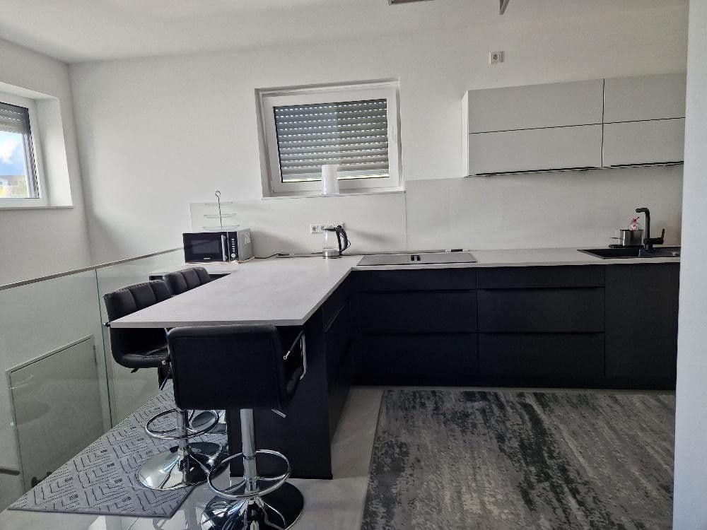 Pronájem domu 140 m², pozemek 150 m², Sängertshöhe, Nümbrecht, Severní Porýní-Vestfálsko Pronájem domu 140 m², pozemek 150 m², Sängertshöhe, Nümbrecht, Severní Porýní-Vestfálsko