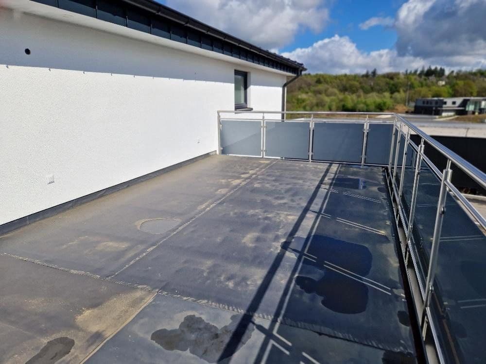 Pronájem domu 140 m², pozemek 150 m², Sängertshöhe, Nümbrecht, Severní Porýní-Vestfálsko Pronájem domu 140 m², pozemek 150 m², Sängertshöhe, Nümbrecht, Severní Porýní-Vestfálsko