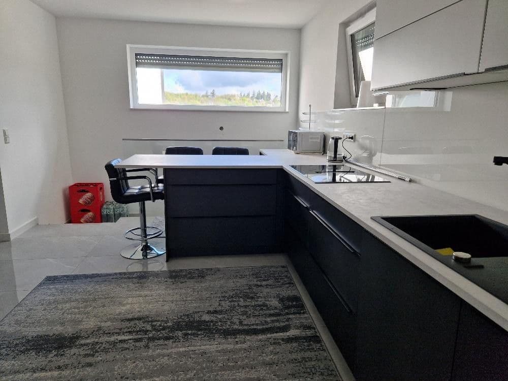 Pronájem domu 140 m², pozemek 150 m², Sängertshöhe, Nümbrecht, Severní Porýní-Vestfálsko Pronájem domu 140 m², pozemek 150 m², Sängertshöhe, Nümbrecht, Severní Porýní-Vestfálsko