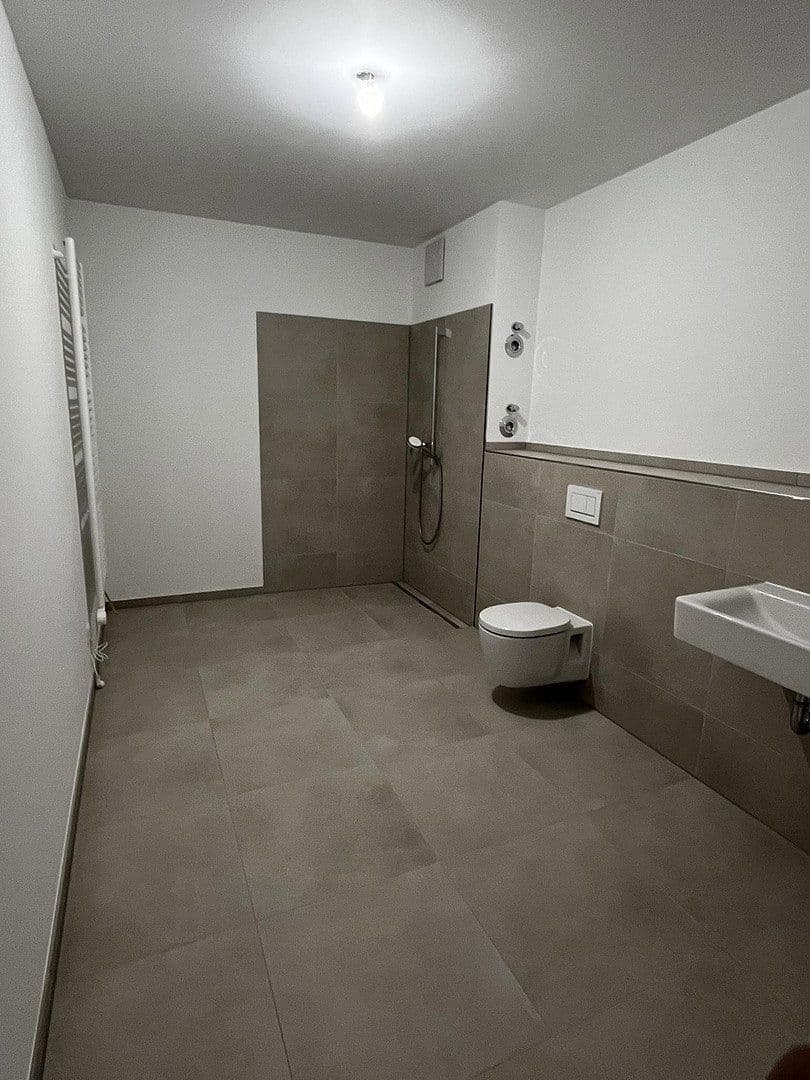 Pronájem bytu 4+1 118 m², Alte Str. 12, Frechen, Severní Porýní-Vestfálsko Pronájem bytu 4+1 118 m², Alte Str. 12, Frechen, Severní Porýní-Vestfálsko