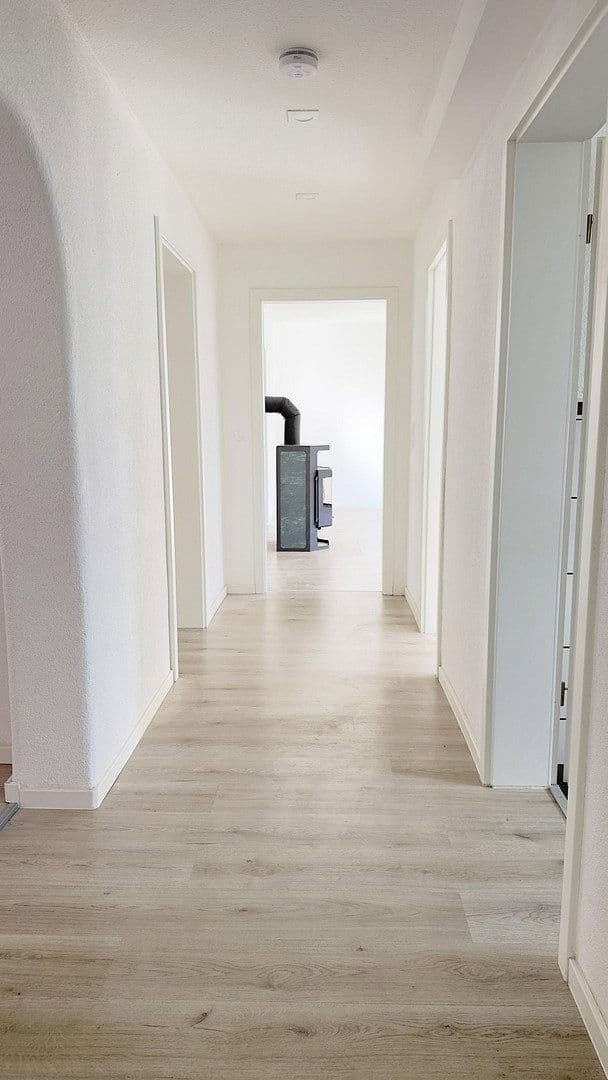 Pronájem bytu 5+1 126 m², Hohenstaufenstr. 56, Pforzheim, Bádensko-Württembersko Pronájem bytu 5+1 126 m², Hohenstaufenstr. 56, Pforzheim, Bádensko-Württembersko