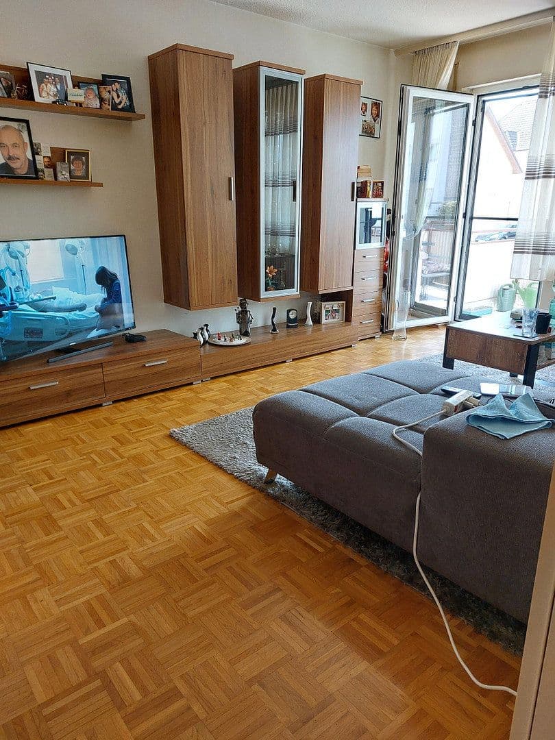 Pronájem bytu 2+1 54 m², Offenbach, Hessen Pronájem bytu 2+1 54 m², Offenbach, Hessen