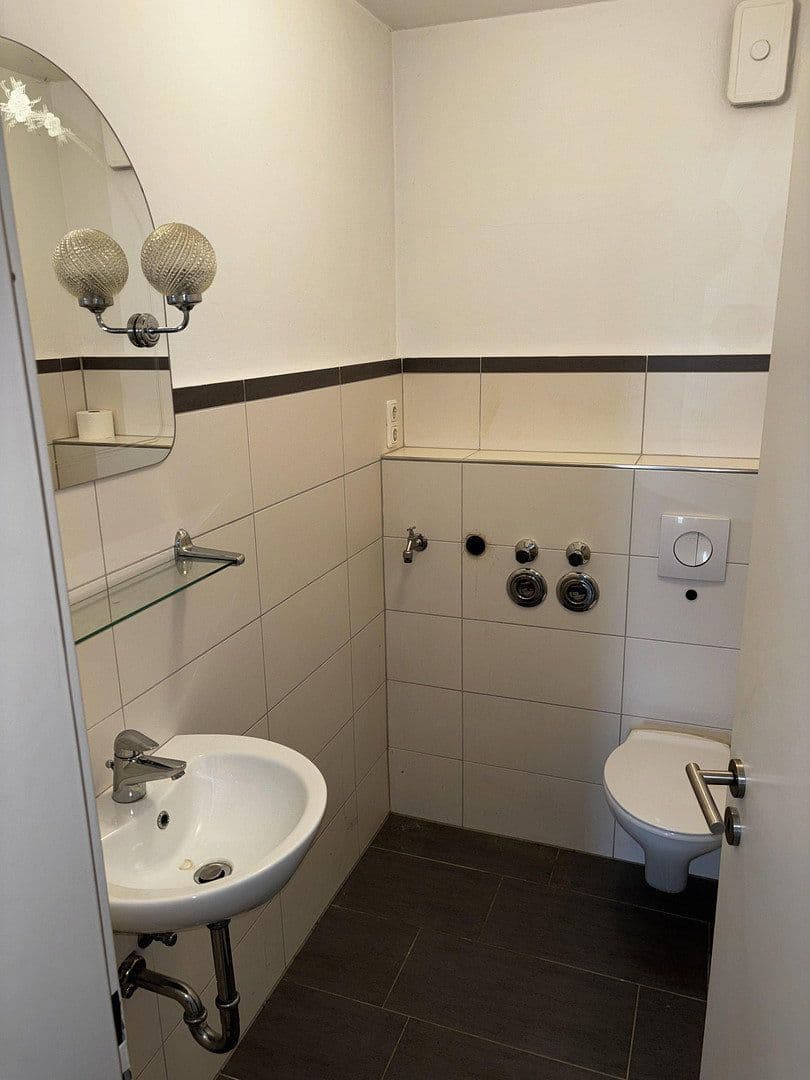 Pronájem bytu 3+1 82 m², Humboldstraße 20, Detmold, Severní Porýní-Vestfálsko Pronájem bytu 3+1 82 m², Humboldstraße 20, Detmold, Severní Porýní-Vestfálsko