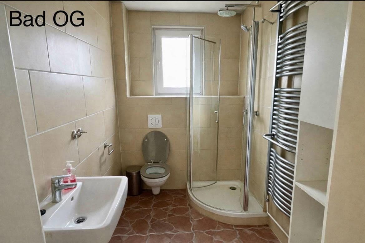 Prodej domu 140 m², pozemek 690 m², Ingelheim am Rhein, Porýní-Falc Prodej domu 140 m², pozemek 690 m², Ingelheim am Rhein, Porýní-Falc