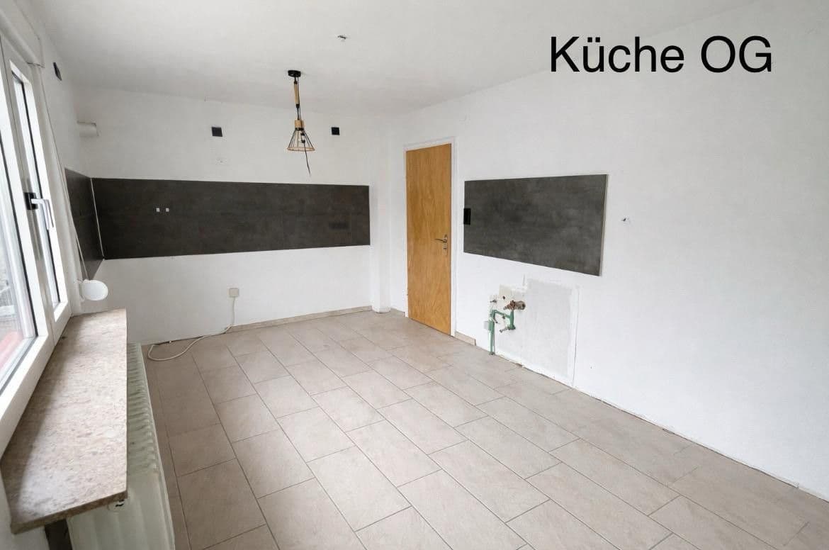 Prodej domu 140 m², pozemek 690 m², Ingelheim am Rhein, Porýní-Falc Prodej domu 140 m², pozemek 690 m², Ingelheim am Rhein, Porýní-Falc
